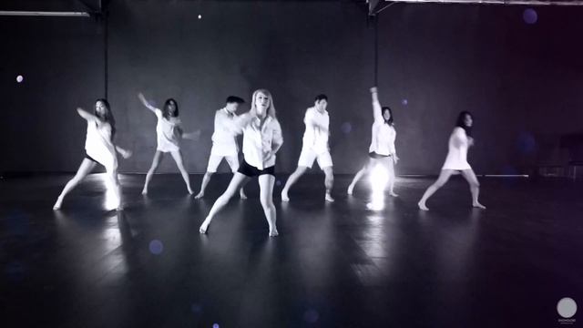Selena Gomez - The Heart Wants What It Wants | Amy Chang X Brandon Leong смотреть онлайн
