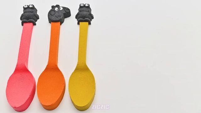 Satisfying Video l How to make Rainbow Peppa, Minion Spoon with Kinetic Sand Cutting ASMR смотреть онлайн