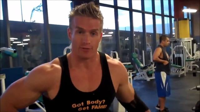 Uneven Barbell Chest Press смотреть онлайн