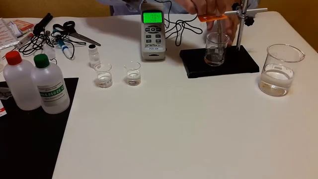 PHmetro PCE-228 y electrodo punta cónica PCE-20-ES смотреть онлайн