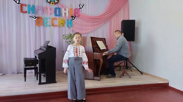 Сухецька Вікторія обробка Ж.Векерлена, сл.Фавора, укр. текст Е.Колосовой "Менует Екзоде" смотреть онлайн