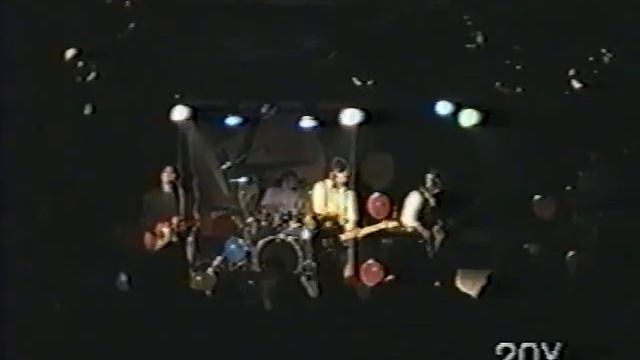 Living Through Another Cuba - The Helium Kids смотреть онлайн