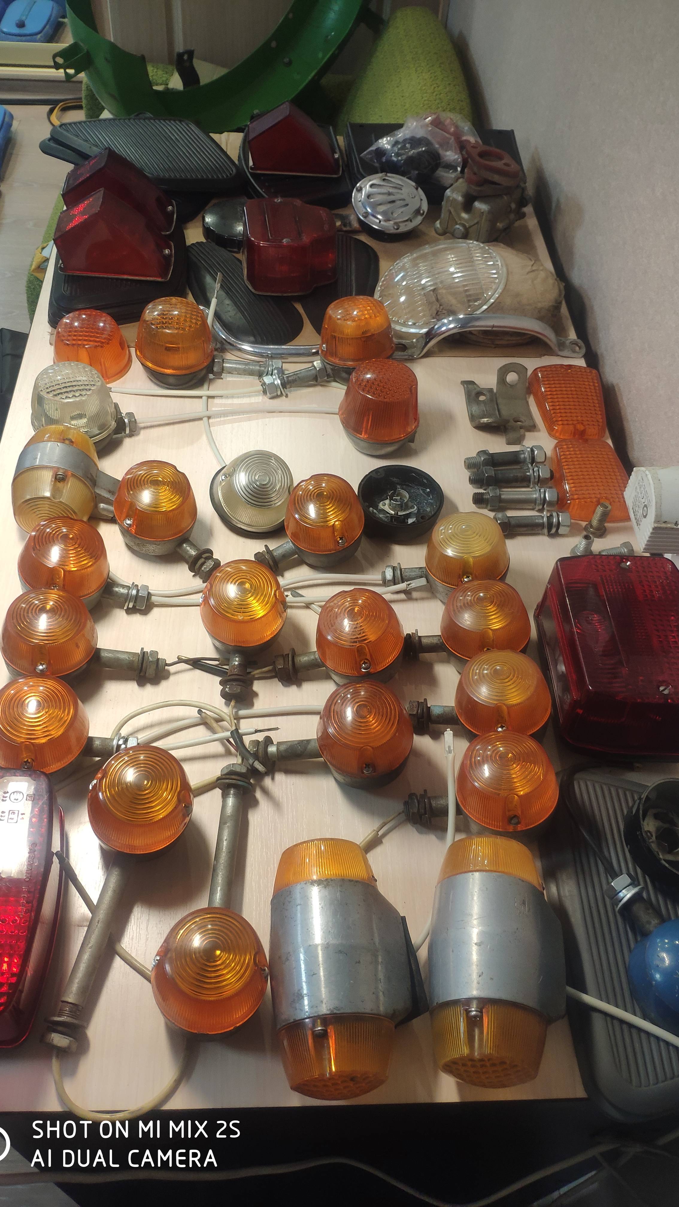 Поворотники для мотоциклов ИЖ и УРАЛ смотреть онлайн