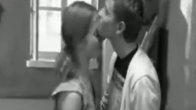 Still Loving You смотреть онлайн