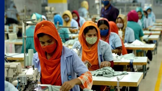 Imyenda twambara iva he?? Dore inzira zamaraso binyuramo ngo bakore imyenda tuyambare tuberwe смотреть онлайн