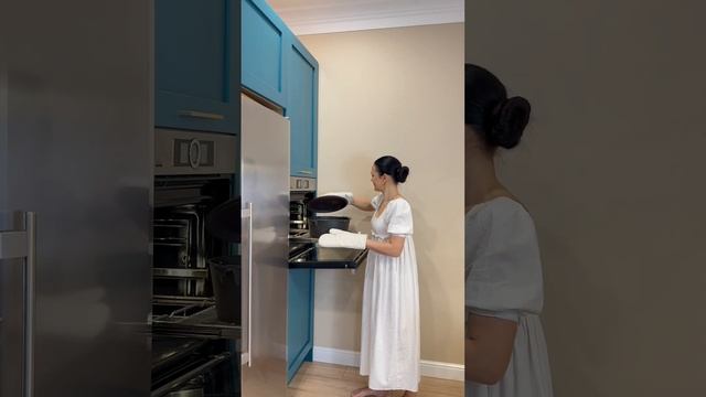 Шаверма или хлеб? #хлебназакваске #бездрожжевойхлеб #хлеббездрожжей #цельнозерновойхлеб смотреть онлайн