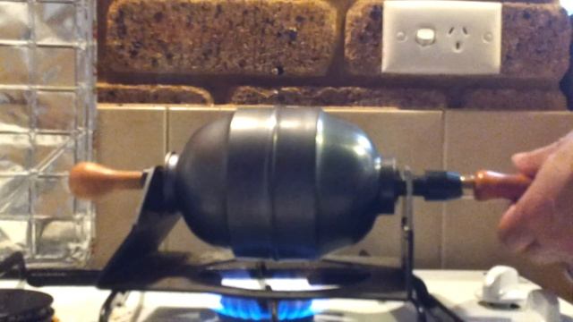 FZRR700 Baby Roaster Part Two. Roasting!