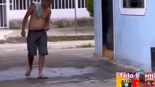 Broma la ventana misteriosa / Pegadinha a janela misteriosa / Prank the mysterious window