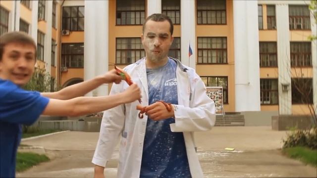 А ты готов к Дню Химика? смотреть онлайн