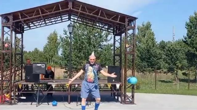 «Цирк уехал, клоуны остались» смотреть онлайн