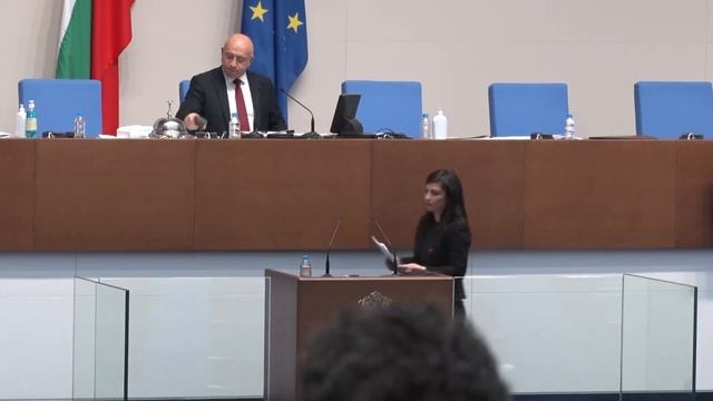 РЕПЛИКА НА МАНОЛ ГЕНОВ И ДУПЛИКАТА НА НАДЯ КЛИСУРСКА В НС НА 19 11 2020