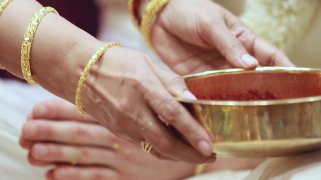 | Saras & Gavin | Wedding Highlights - OliveFrames смотреть онлайн