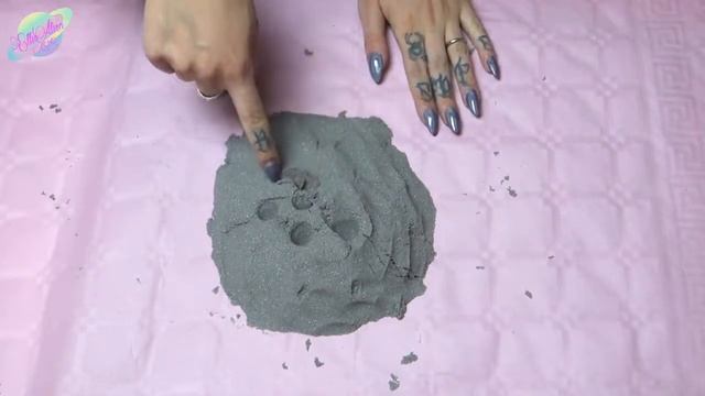 ASMR - Kinetic Sand Crunchy Cutting Long Nails ASMR смотреть онлайн