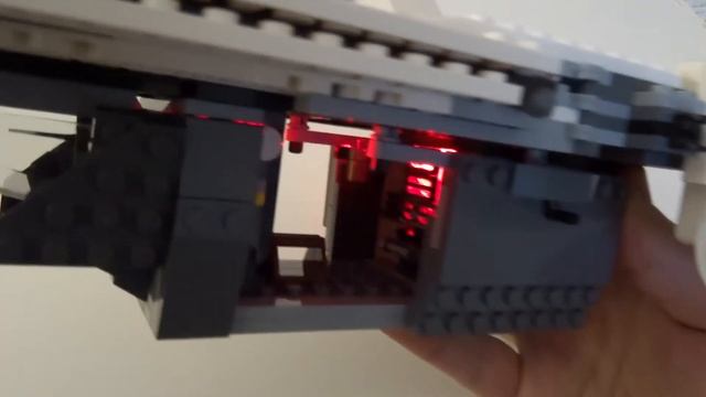 Illuminated Cargo/Passenger Bay Lego 75155 Demonstration смотреть онлайн