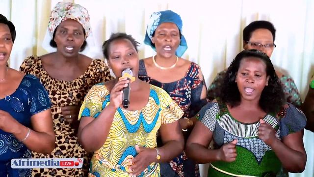 VICTORY CHOIR AMINA BY ROSE MUHANDO смотреть онлайн