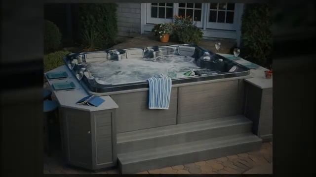 A 4-5 Person Hot Tub Provides Fun and Entertainment смотреть онлайн