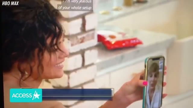 Taylor Swift Joined Selena Gomez’s New Cooking Show! смотреть онлайн