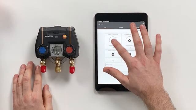 Vorstellung der App-gesteuerten digitalen Monteurhilfe testo 550i: Produktvideo смотреть онлайн