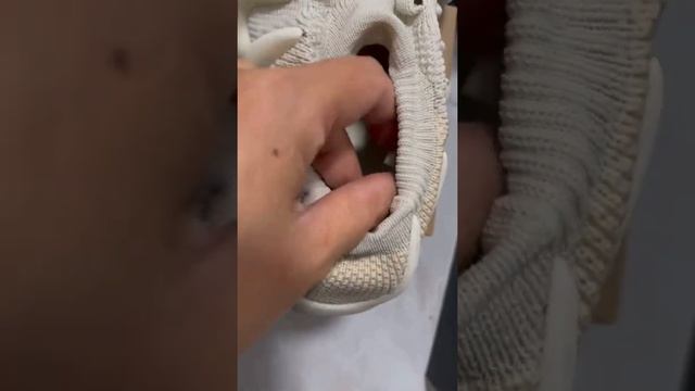 Adidas Yeezy 450 "Cloud White" (mksole.com) смотреть онлайн