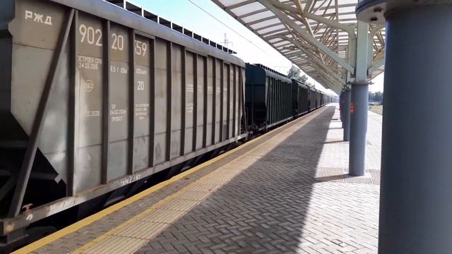 Электровоз ВЛ80С-414 с грузовым поездом. ГЖД смотреть онлайн