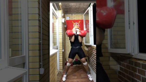 Толчок гирь по длинному циклу 34+34 кг/18 раз/3 мин.