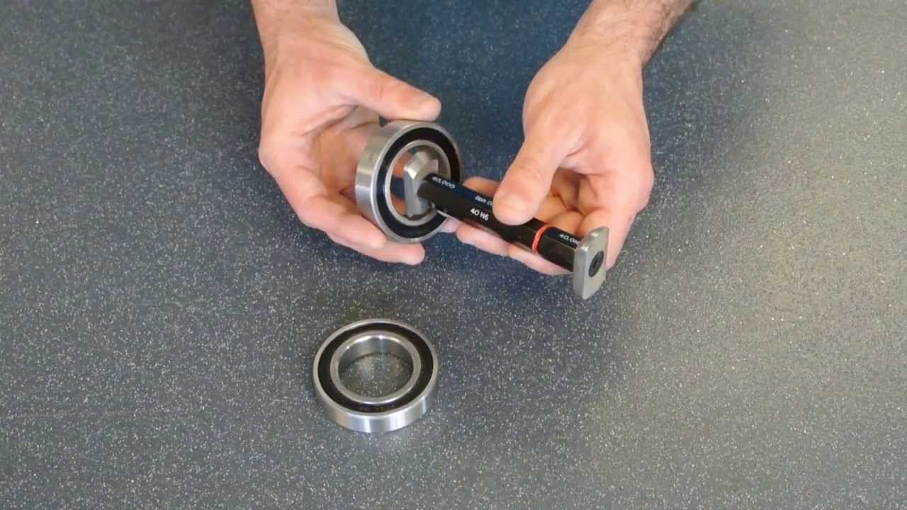 Hammond & Co. ROK-IT In Action, For Measuring Holes/bores