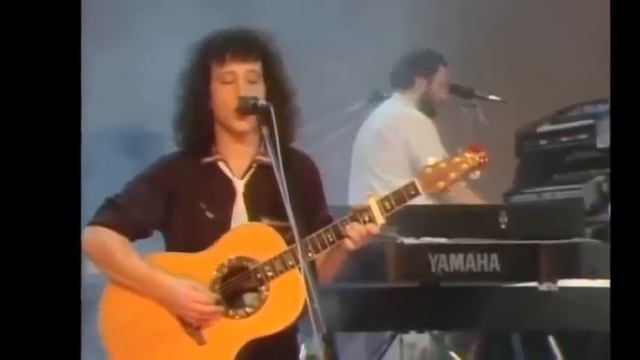 Matia Bazar -- Che male fa смотреть онлайн