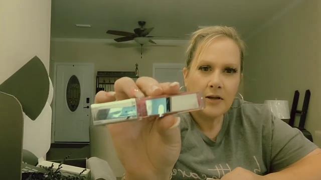 Fashionsta monthly box! Lip gloss has light/mirror built in. WOW! смотреть онлайн