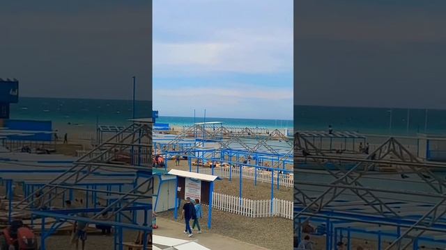 АНАПА. 17 апреля 2024 г. +23 гр., вода +13 гр. Пляж "Высокий берег" в Малой бухте. смотреть онлайн