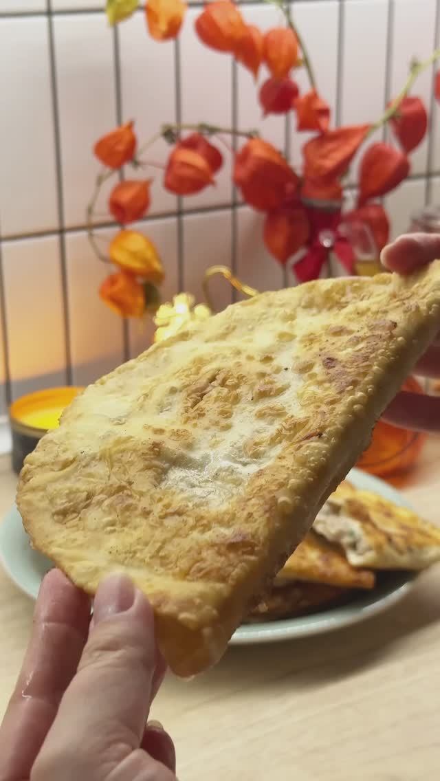 Ленивые чебуреки из лаваша. Мясные лавашики на сковороде. Простой рецепт. 10 минут и готово! смотреть онлайн