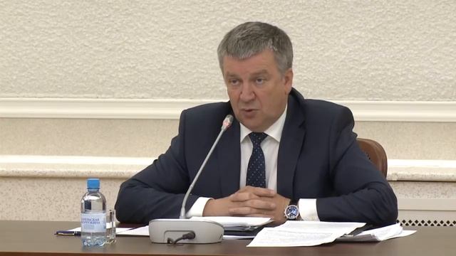 Почему нужно сократить чиновников? смотреть онлайн