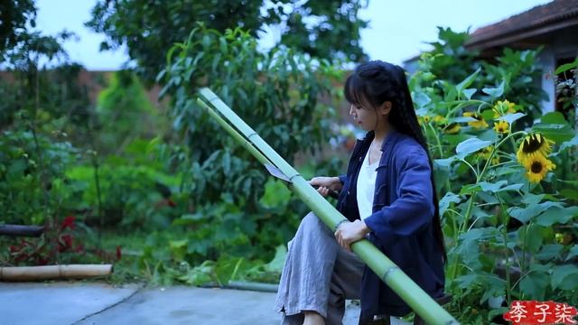 Bamboo Sofa竹沙发 | 为生活添一抹淡雅绿意，用砍下的竹子制些物件儿 |Liziqi Channel