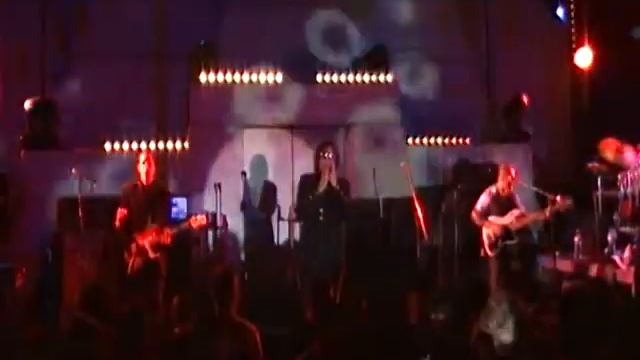 intro 2009 du groupe california смотреть онлайн