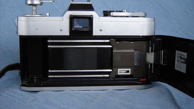 Canon FT QL 35mm Camera / Canon FL 50mm f/1.8 Lens / Thomas Cameras смотреть онлайн