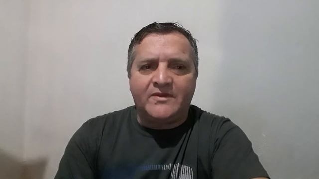 Louvando a Deus смотреть онлайн