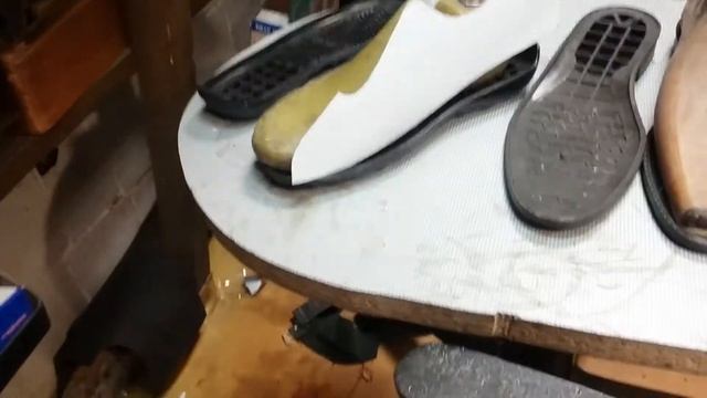 Кроссовки ч.1 смотреть онлайн