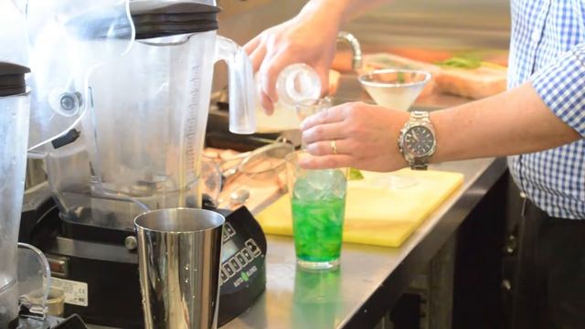 Indigo Cocktails - Kryptonite Martini смотреть онлайн