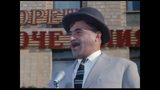 За кулисами. В гостях у команды ФКиС смотреть онлайн