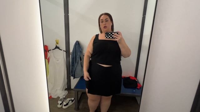 Inside the Dressing Room @OldNavy | Plus Size смотреть онлайн