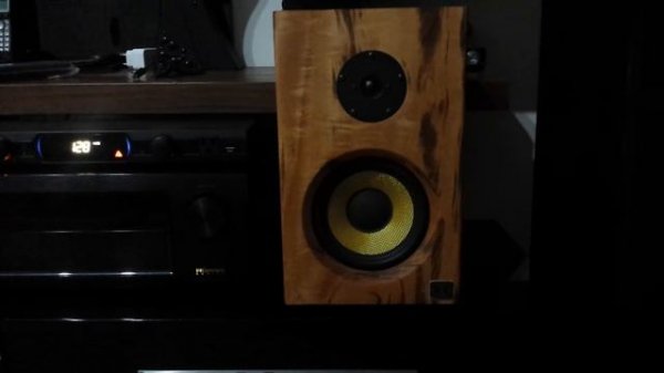 Bookshelf TA-100 Kevlar - Black - Jacintha - In The Wee Small Hours of Morning - Marcelo Gessone