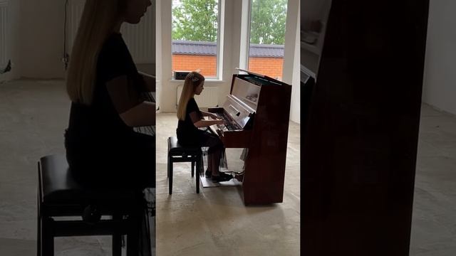 И.С. Бах инвенция фа минор/Ф. Мендельсон Песня без слов g-moll/К.Черни этюд смотреть онлайн