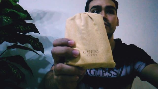 Guess Man VS Guess Suede