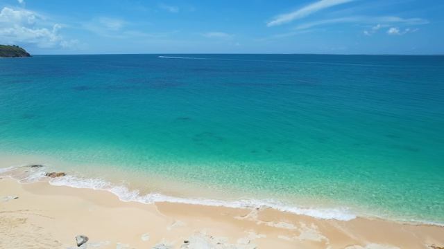 Beautiful Drone Footage of the Beaches of St. Maarten смотреть онлайн
