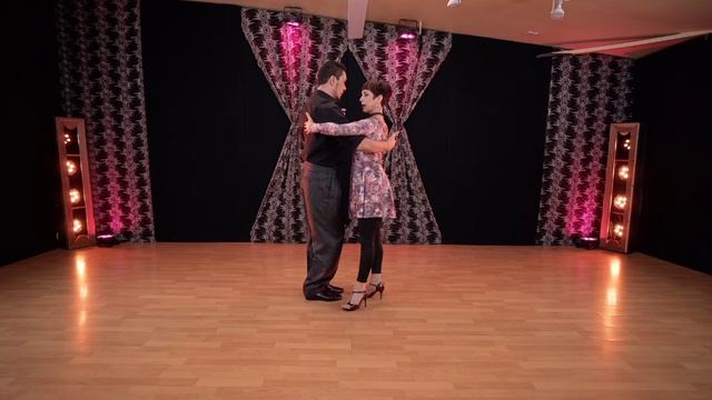 Аргентинское танго GIRO (К закрытой стороне объятий) смотреть онлайн