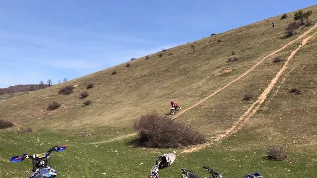 Sakarya Akyazı Karapınar rampası HONDA CRF 450R ın gücü смотреть онлайн