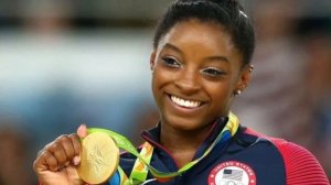 ПАРИЖ-2024 СПОРТИВНАЯ ГИМНАСТИКА. СИМОНА БАЙЛЗ ИДЕТ ЗА ЗОЛОТОМ В МНОГОБОРЬЕ