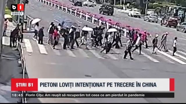 CHINA - PIETONI LOVITI INTENTIONAT PE TRECERE_Stiri B1_25 mai 2021 смотреть онлайн