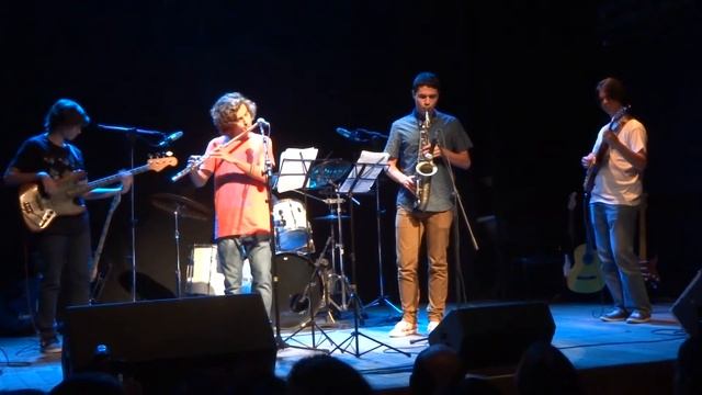 "Waving" - Not (Quite) My Tempo // CMAA Showcase смотреть онлайн