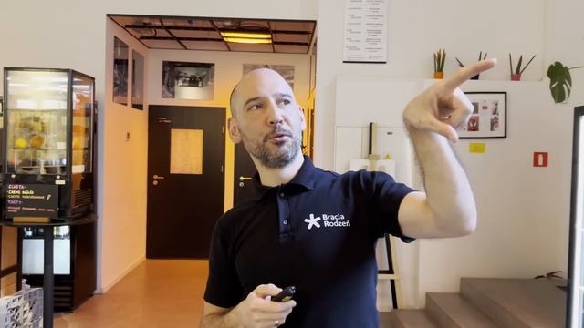 Większość rzuciła SUBSTANCJE uzależniające po powrocie do domu. смотреть онлайн