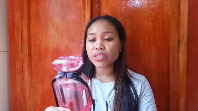 Victoria's Secret Bombshell Perfume Review / NeslieandSebastian FilAmLife смотреть онлайн